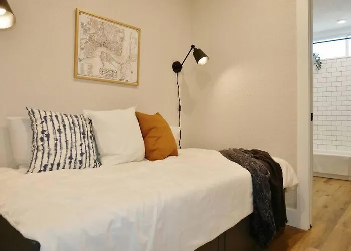 Hip Container Apt - 5 Min Walk To Tiaa Bank