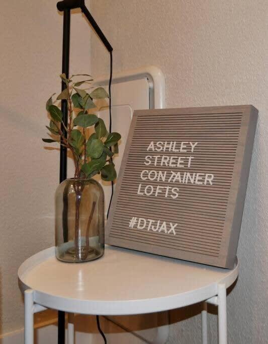Apartamento Hip Container - 5 Min Walk To Tiaa Bank Jacksonville