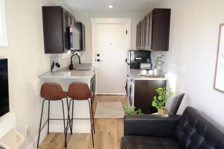 Apartamento Hip Container - 5 Min Walk To Tiaa Bank *